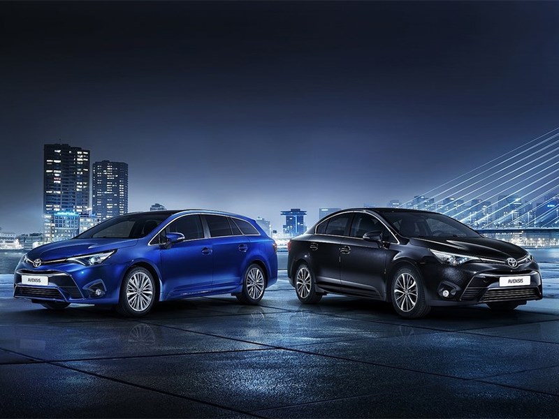 Copia de llave Toyota Avensis en Benidorm