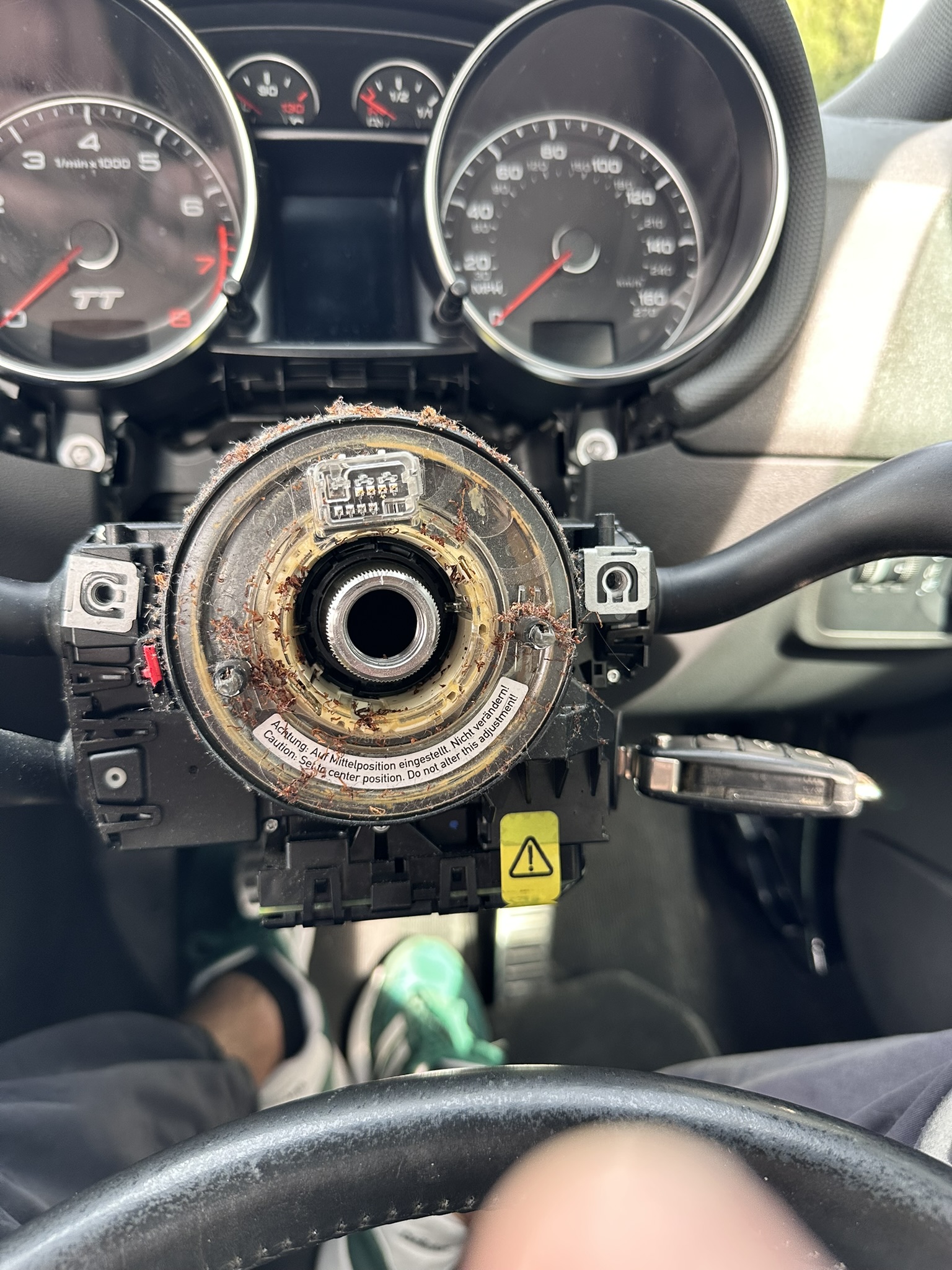 Columna de direccion Audi TT desmontada