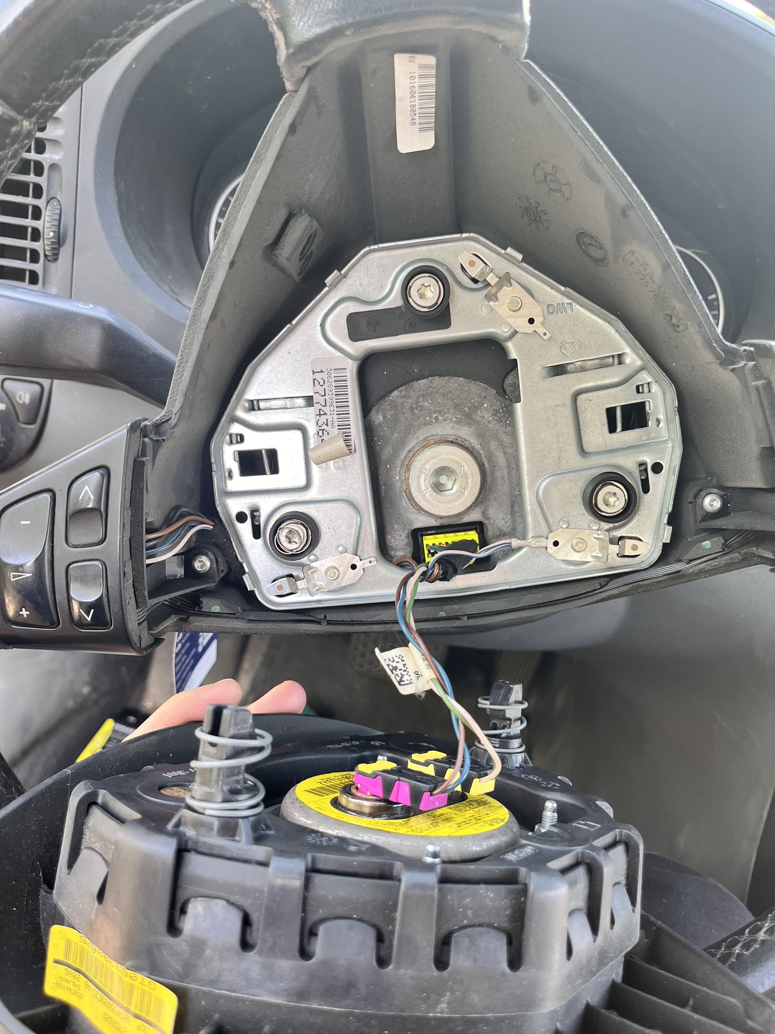 Espiral del airbag y columna de direccion retirada